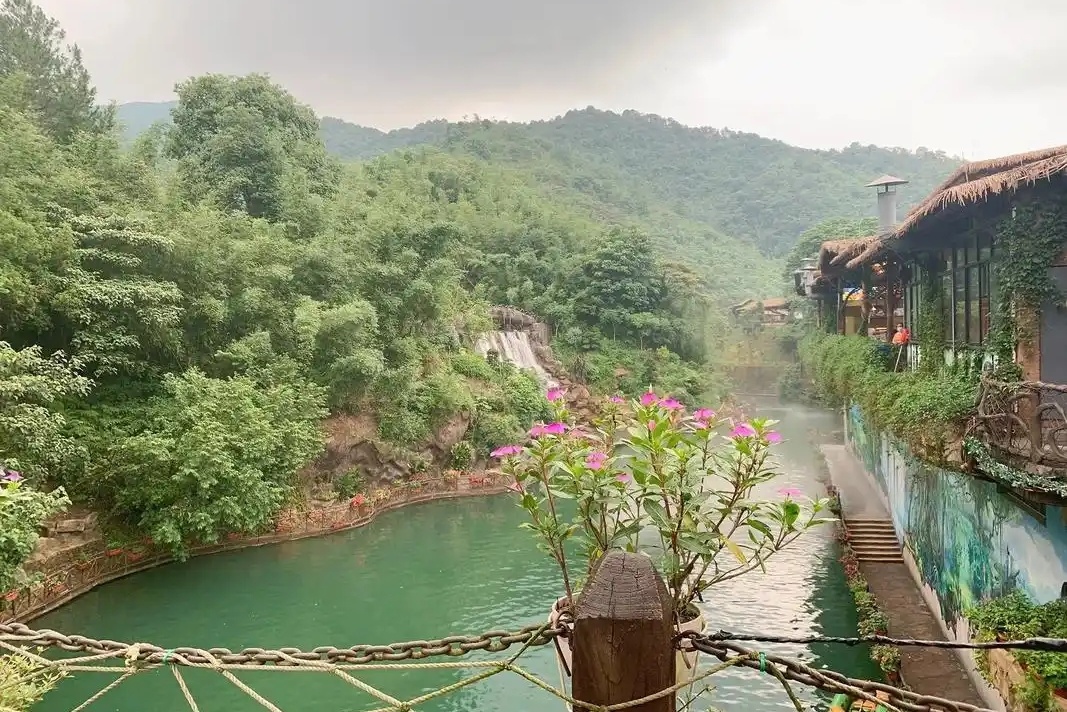 Gulong Gorge